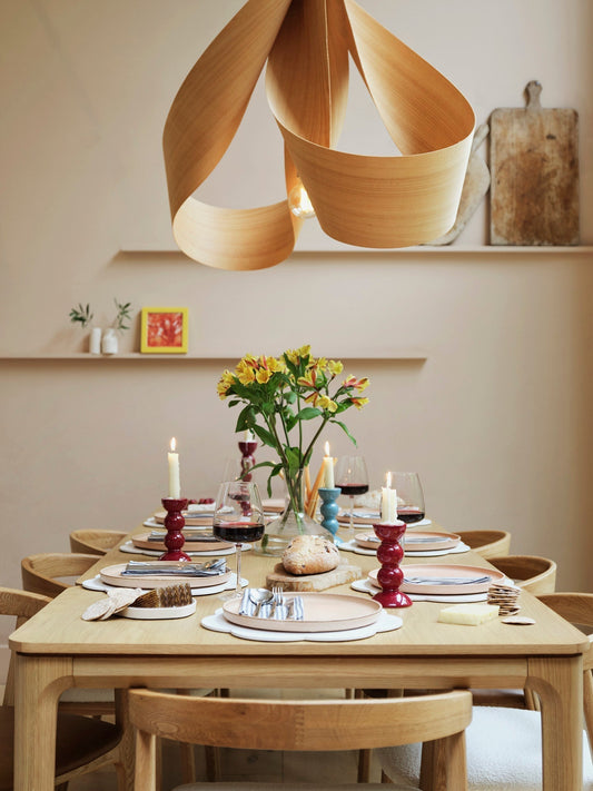 extendable dining table