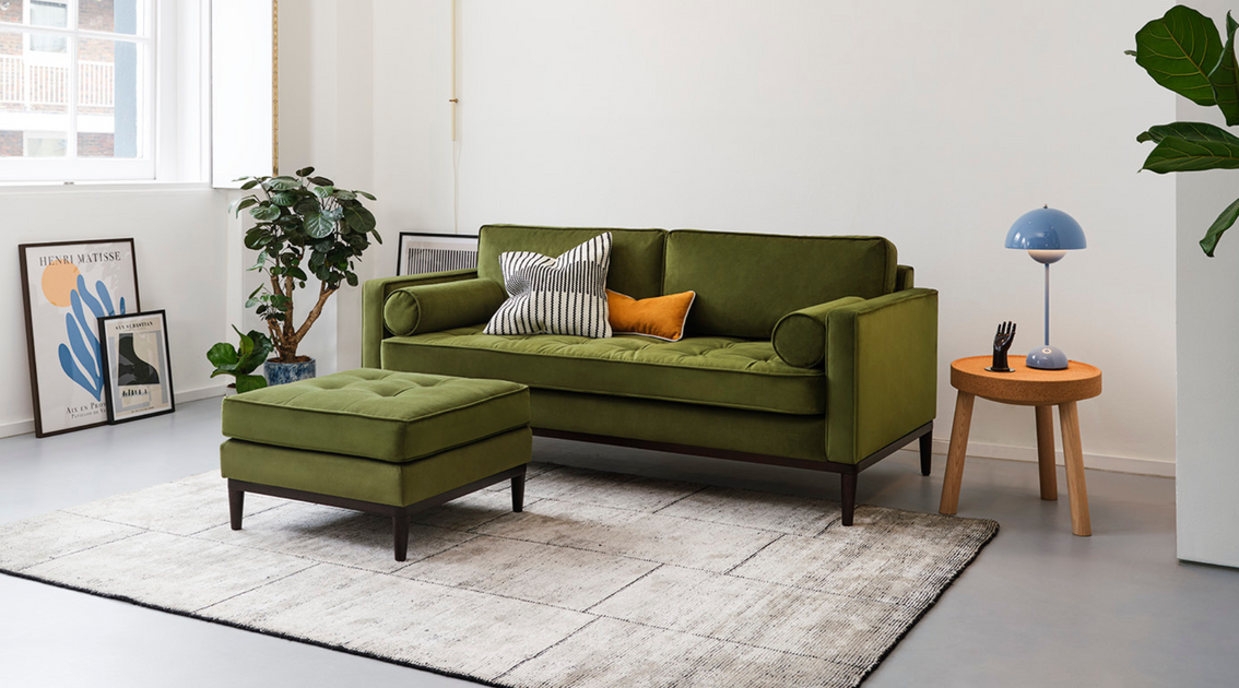 Should My Sofa Be Lighter Or Darker Than My Walls? | Swyft