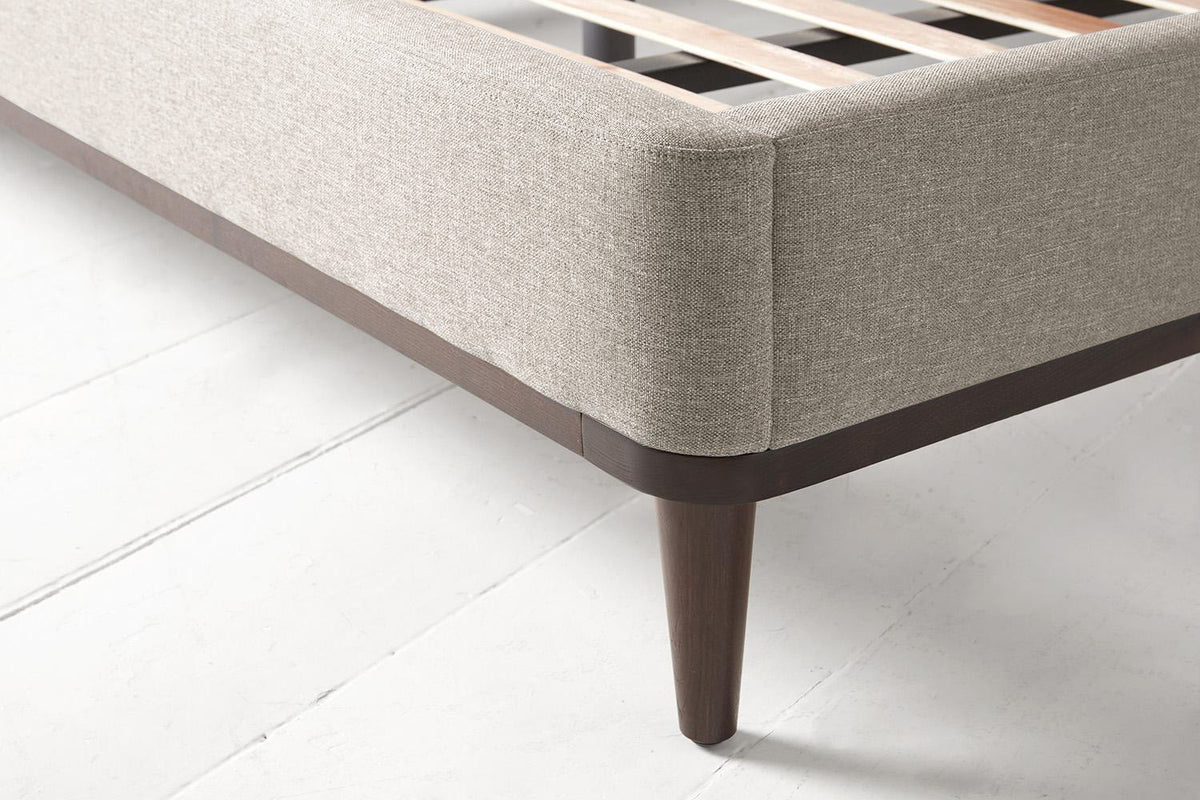 Bed 02 Super King Sized Bed