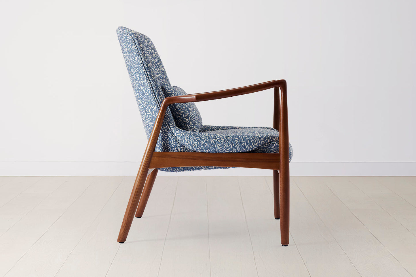 Chair 01