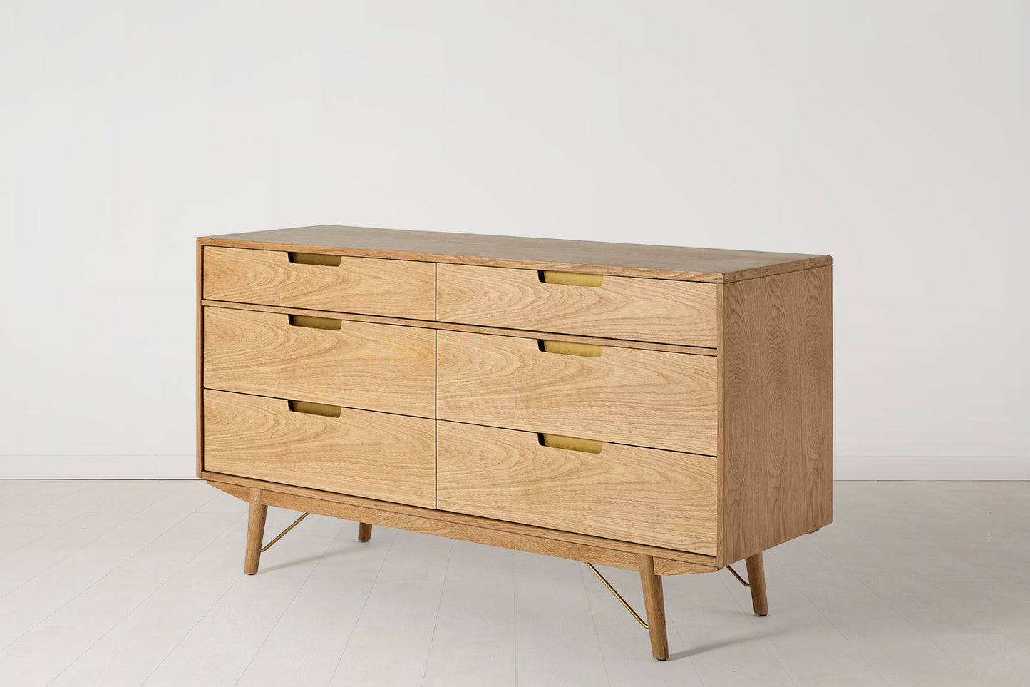 Chest of Drawers 01