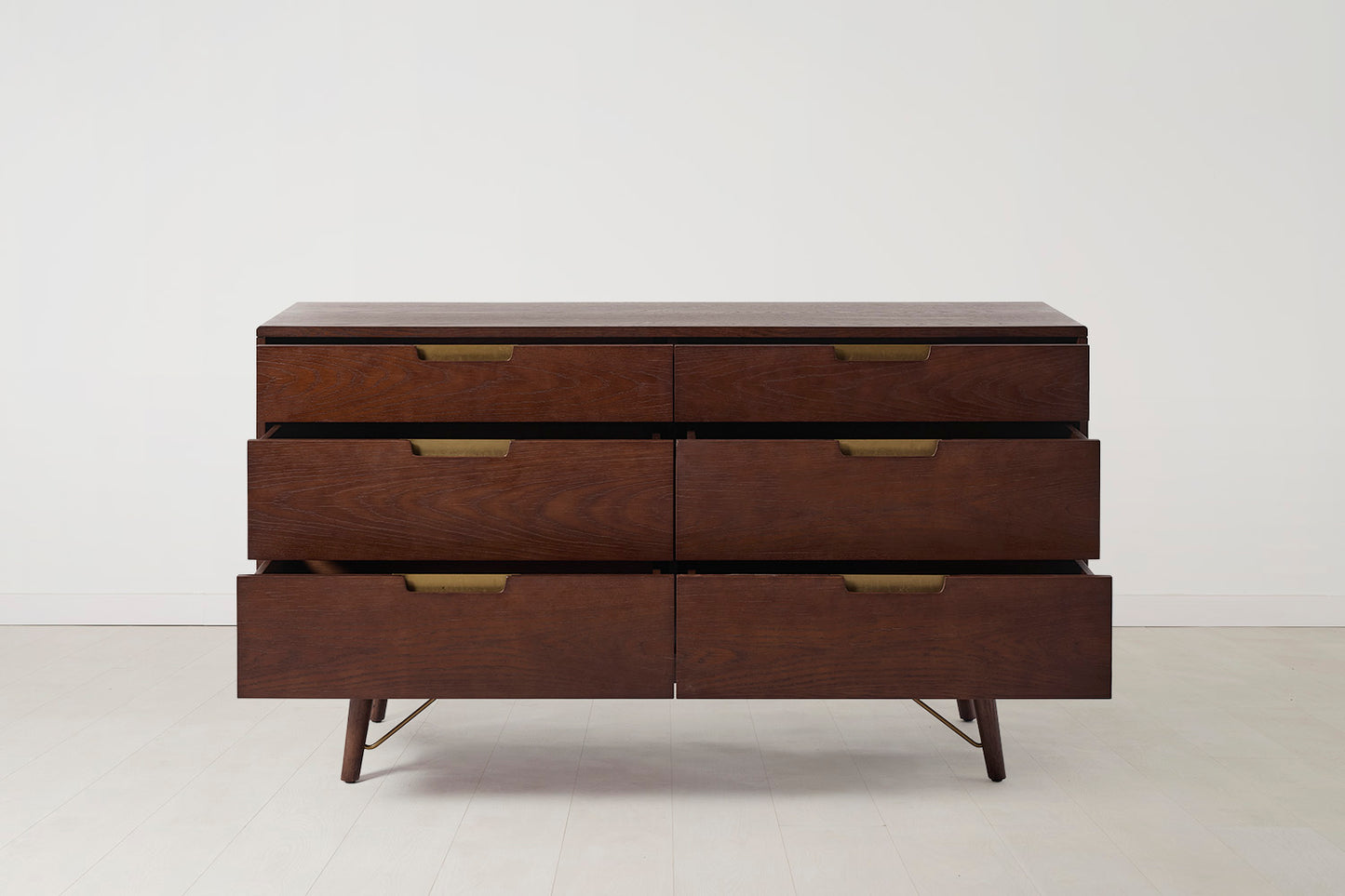 Chest of Drawers 01