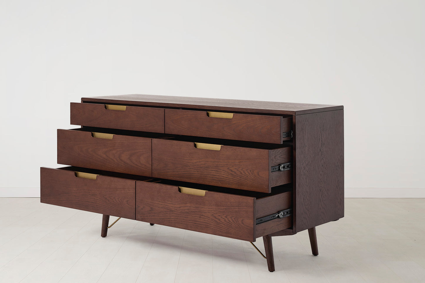 Chest of Drawers 01