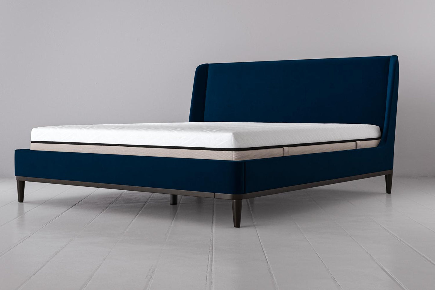 Bed 02 Super King Sized Bed