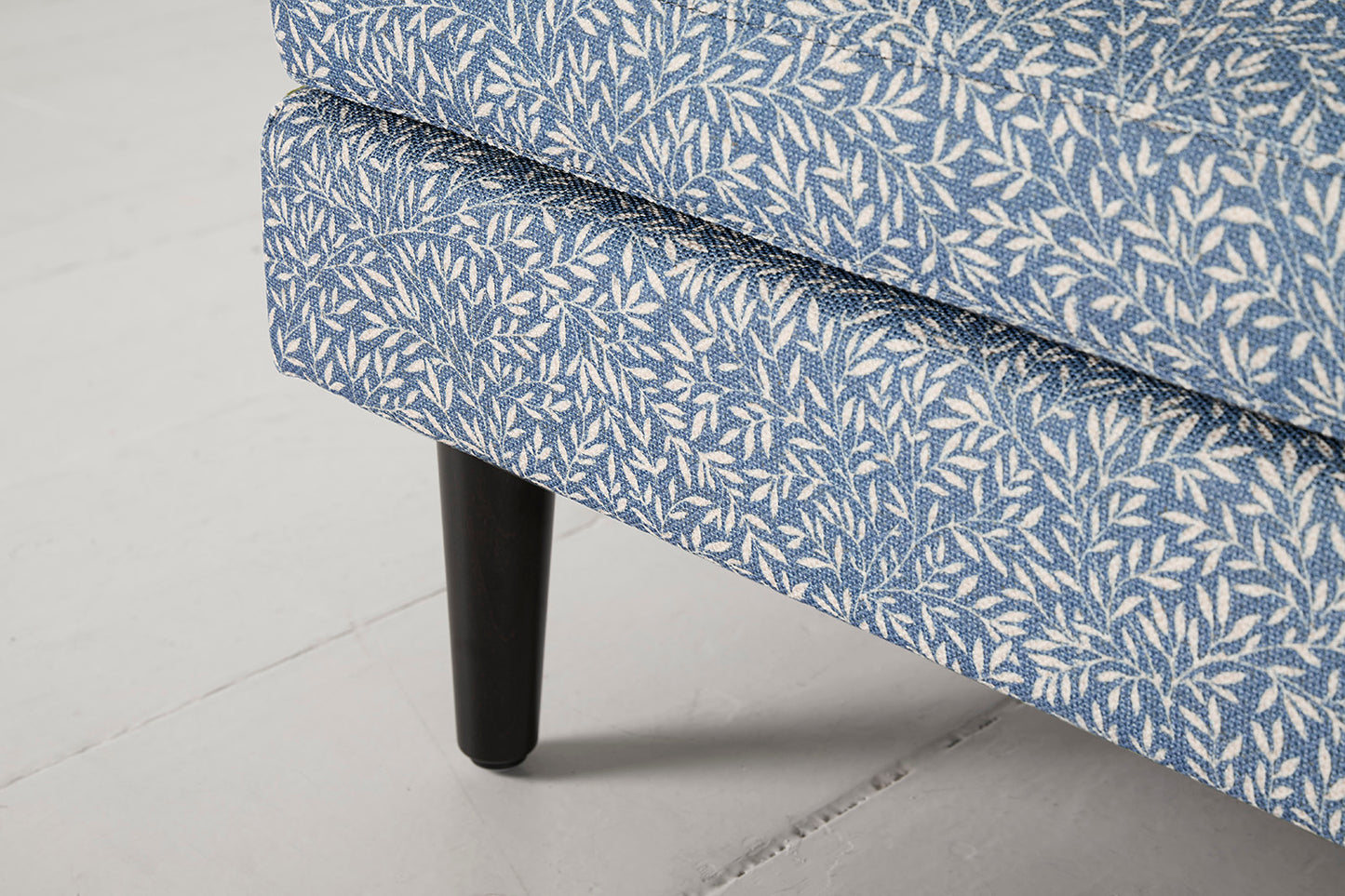 Model 01 Ottoman