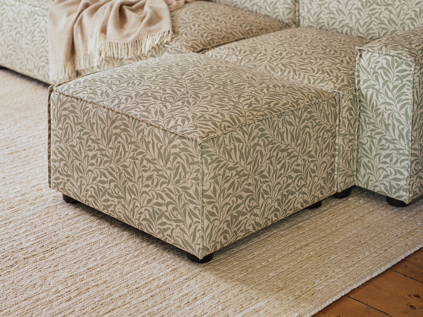 Model 03 Ottoman