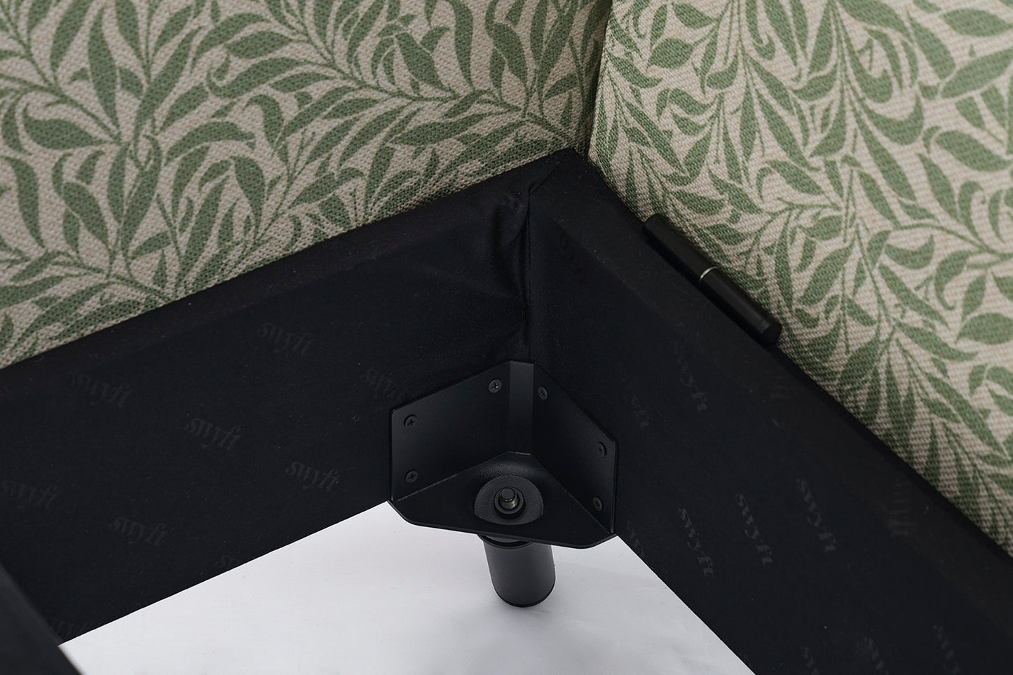Model 08 2-Seater Sofa Bed