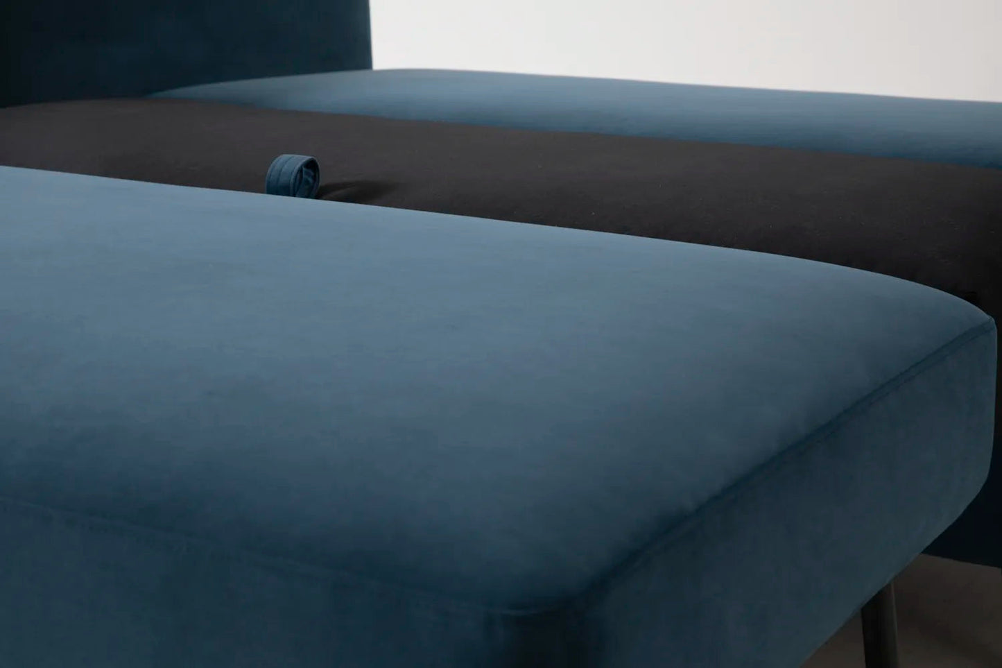 Model 08 2-Seater Sofa Bed (CRIB5)