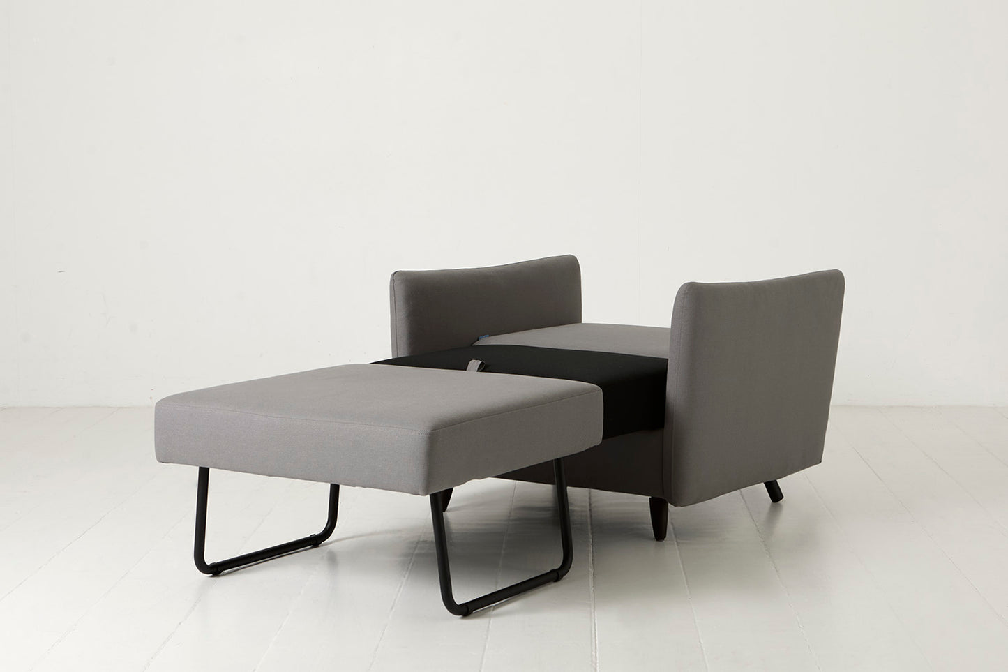 Model 08 Chair Bed