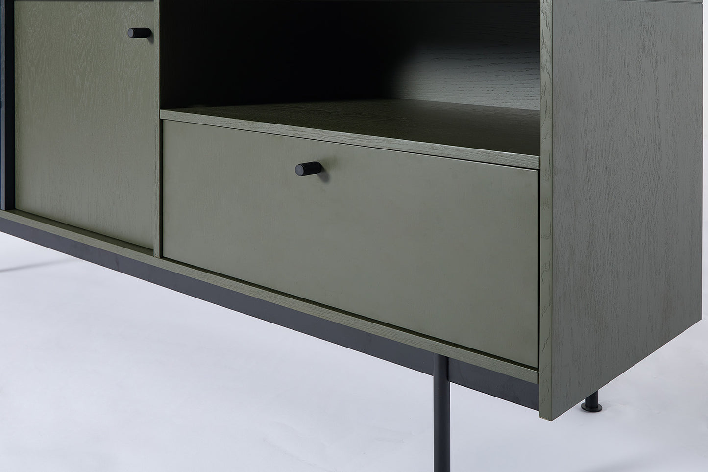 Sideboard 03