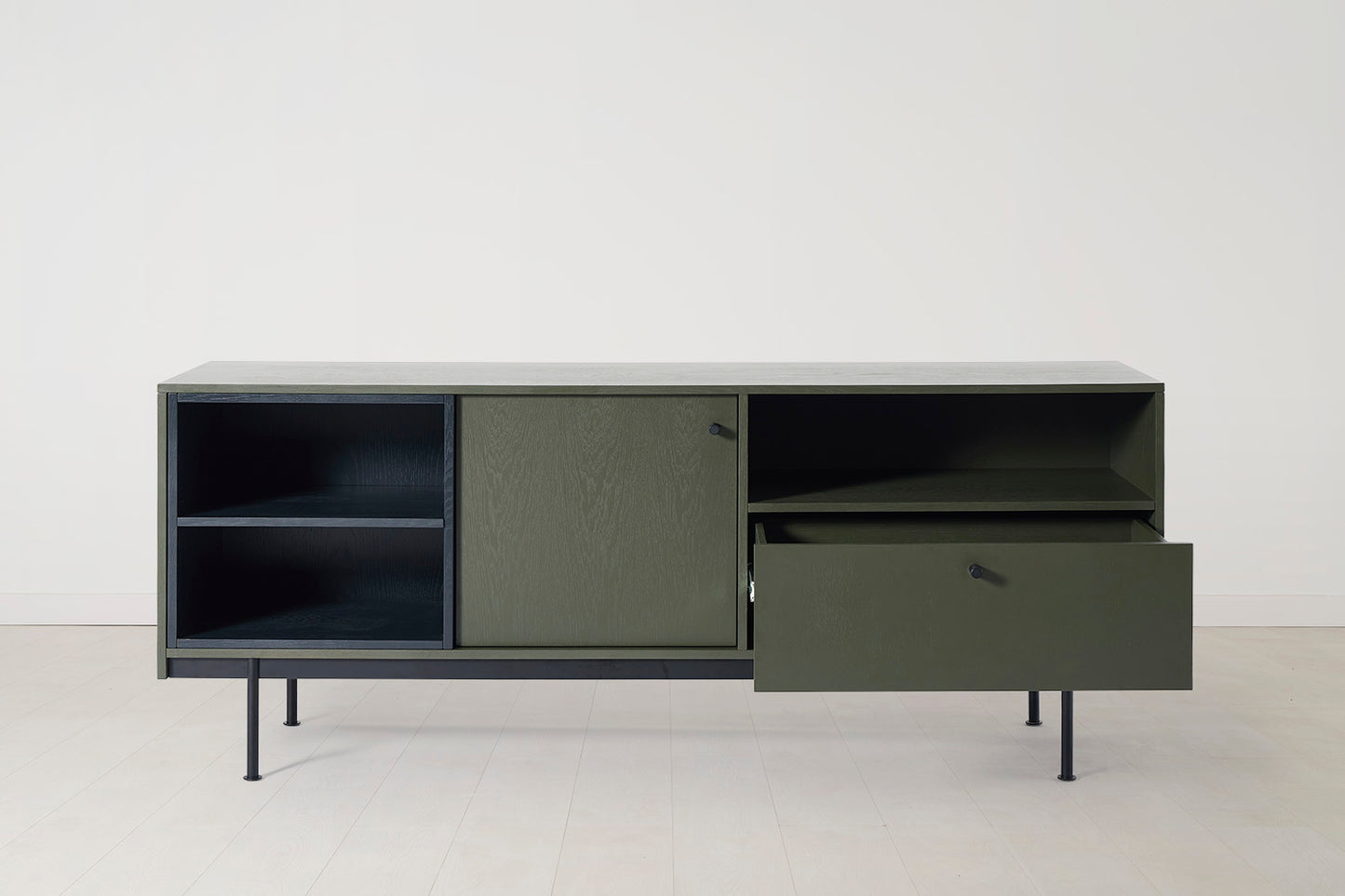 Sideboard 03