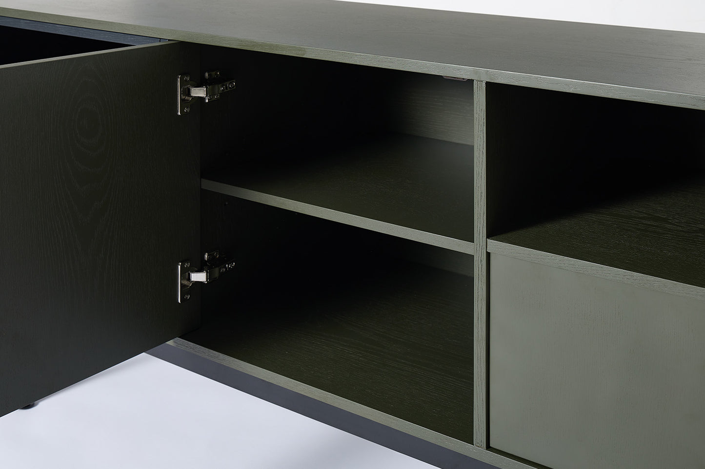 Sideboard 03