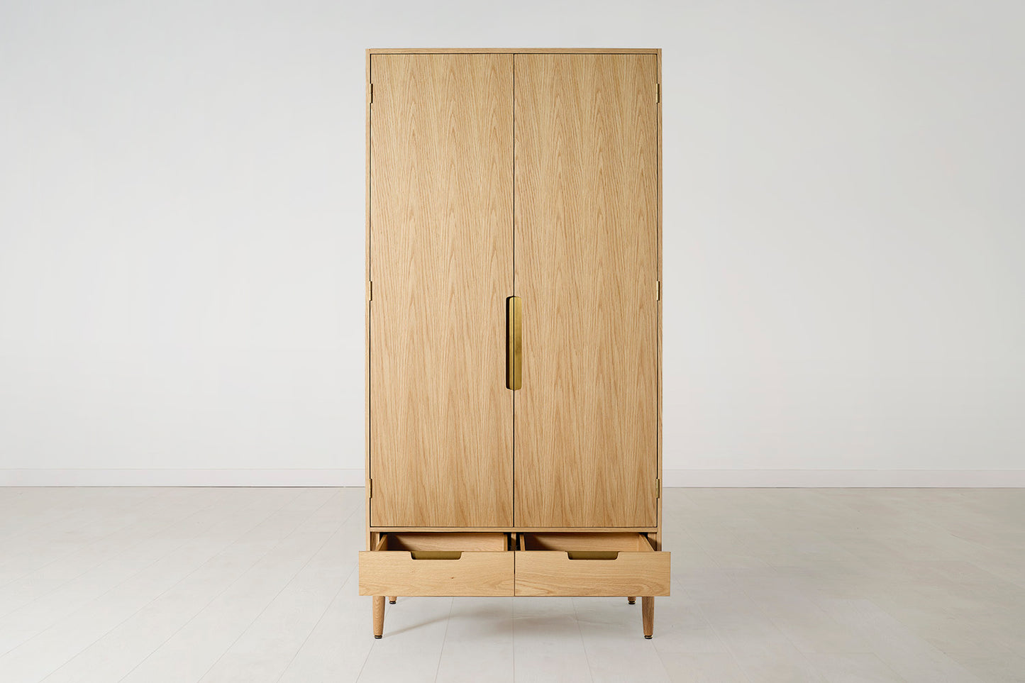 Wardrobe 01