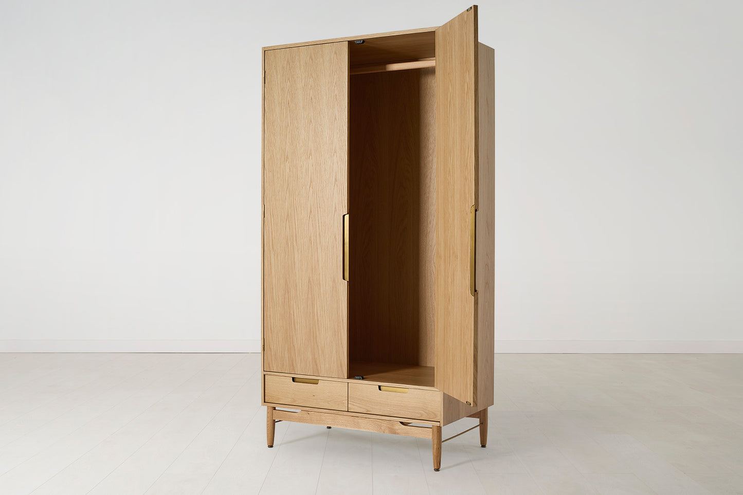 Wardrobe 01