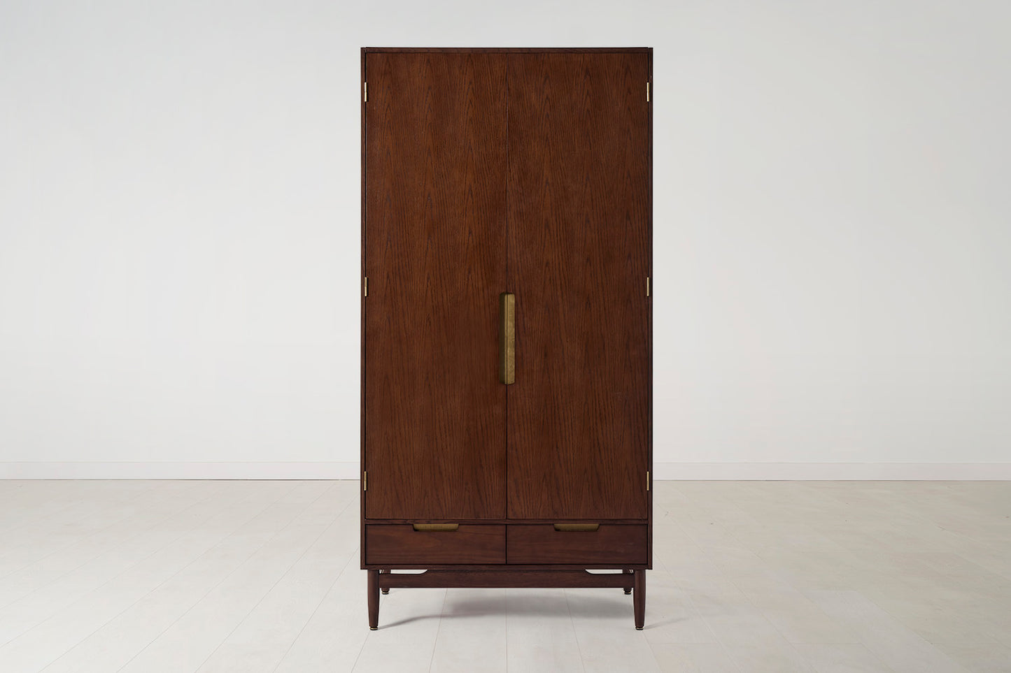 Wardrobe 01