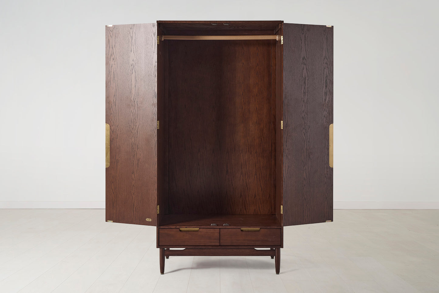 Wardrobe 01