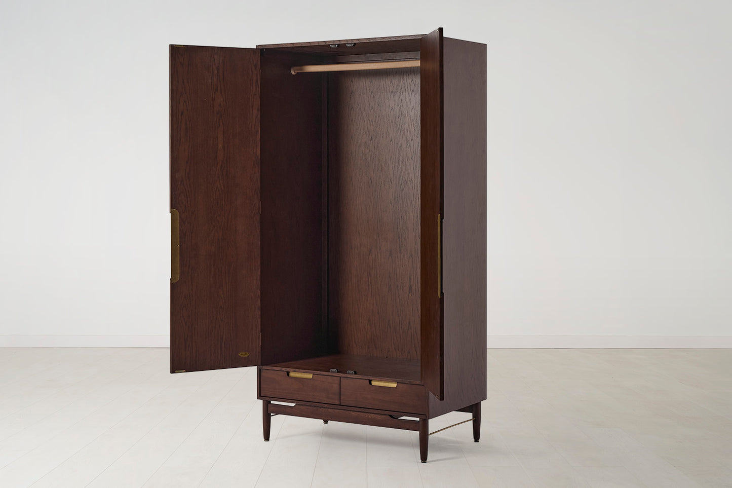 Wardrobe 01