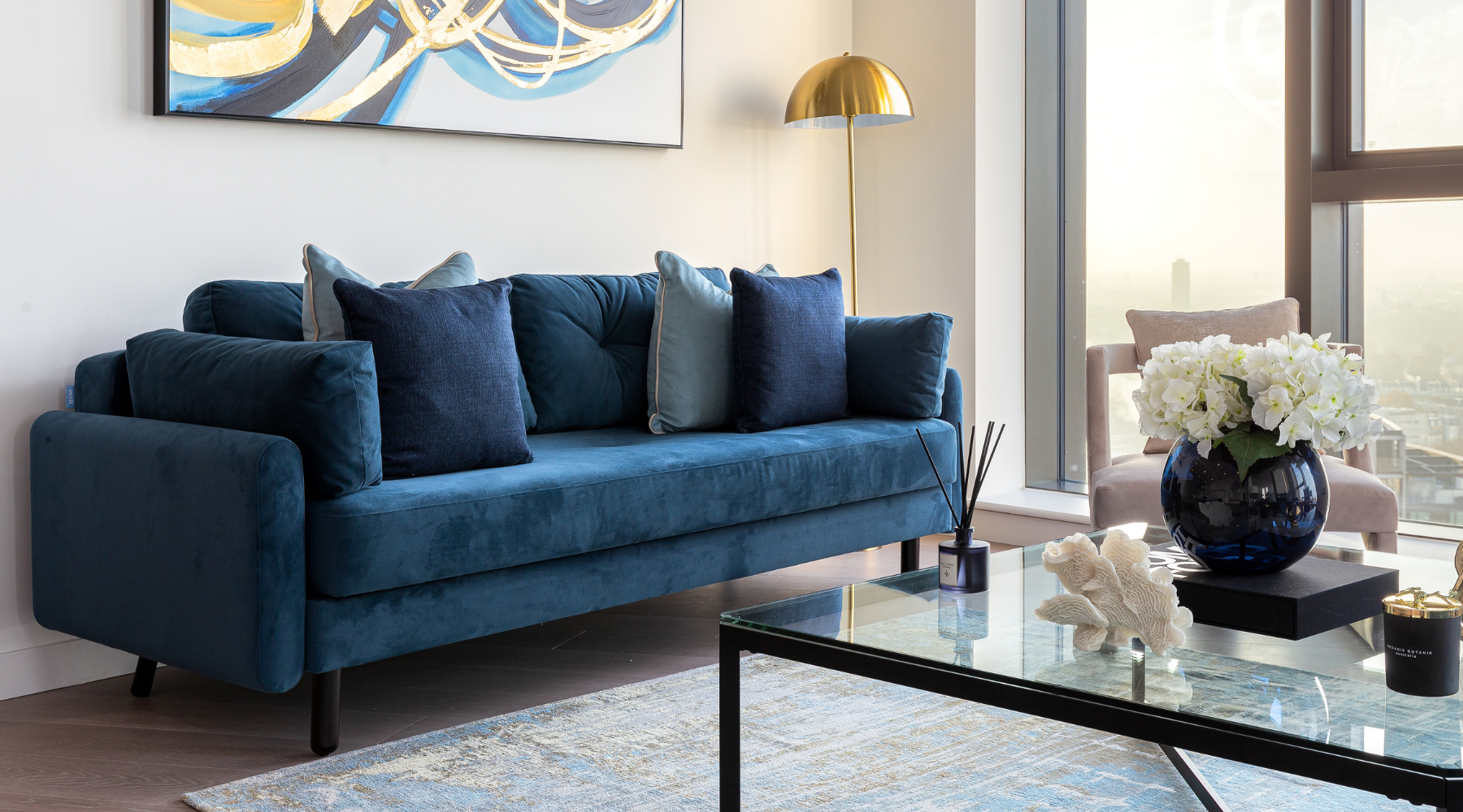 Inspiring interiors: 12 ways design experts styled our sofas – Swyft