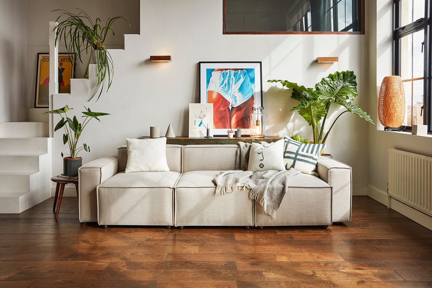 How to choose a 3 seater sofa | Swyft