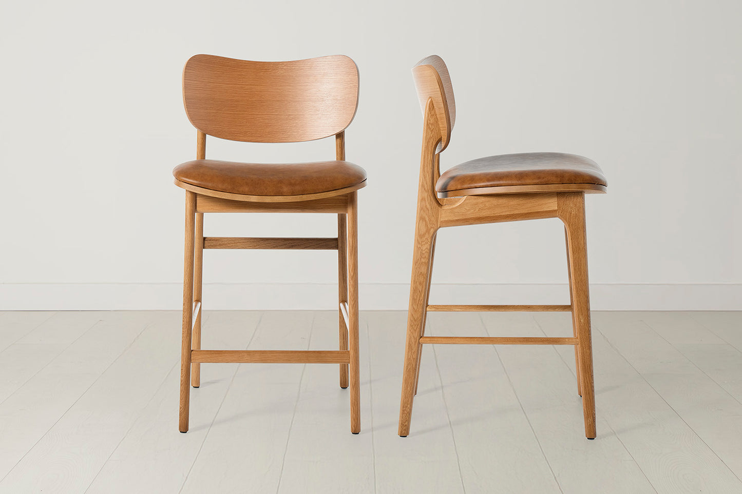 Bar Stool 02