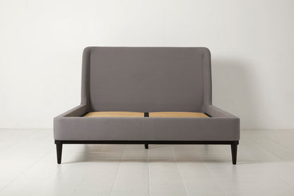 Bed 02 Double Bed, Risso