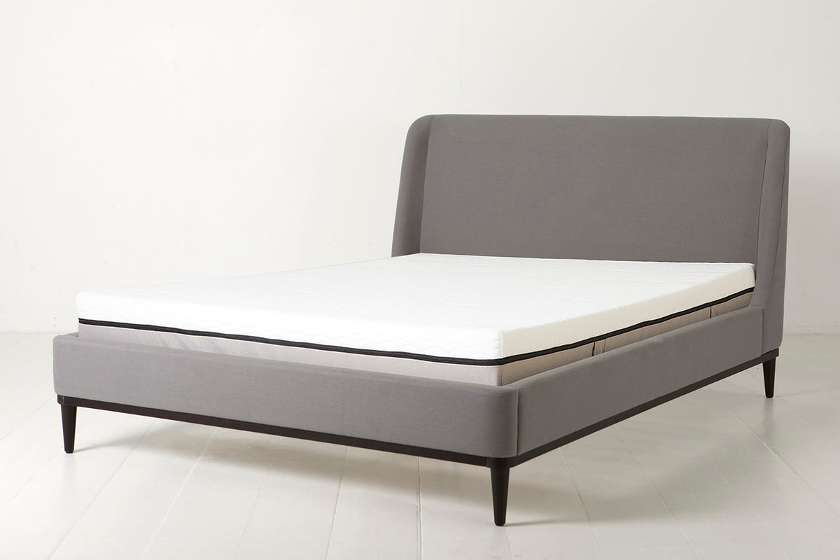 Bed 02 King Sized Bed, Risso
