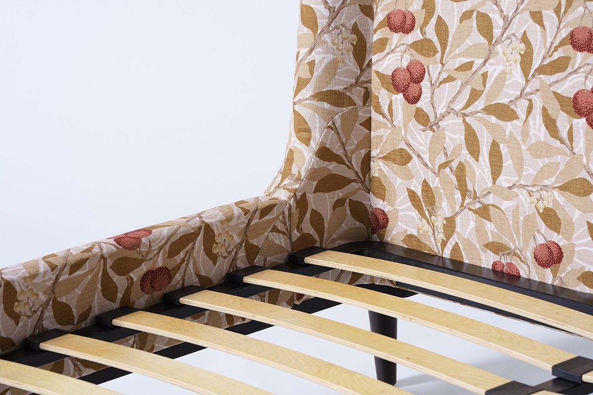 Bed 02 Super King Sized Bed, Arbutus