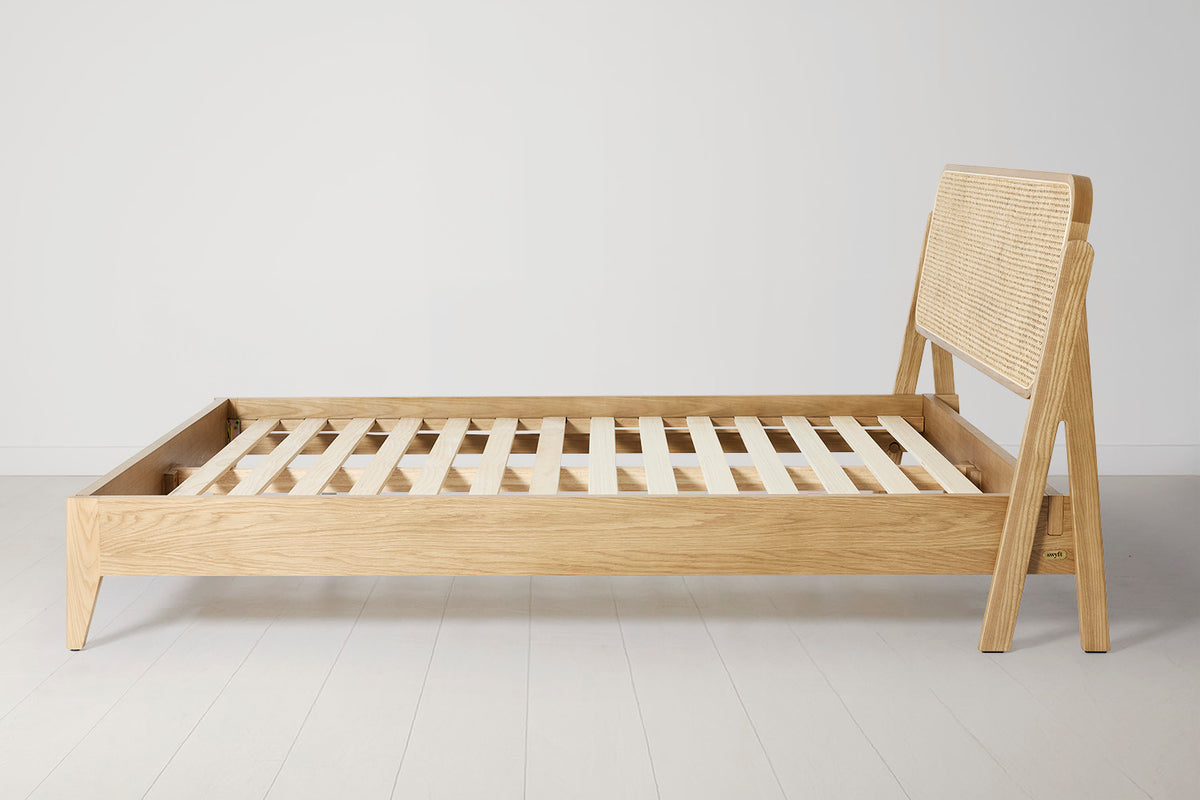 Bed 04 King Sized Bed, Oak