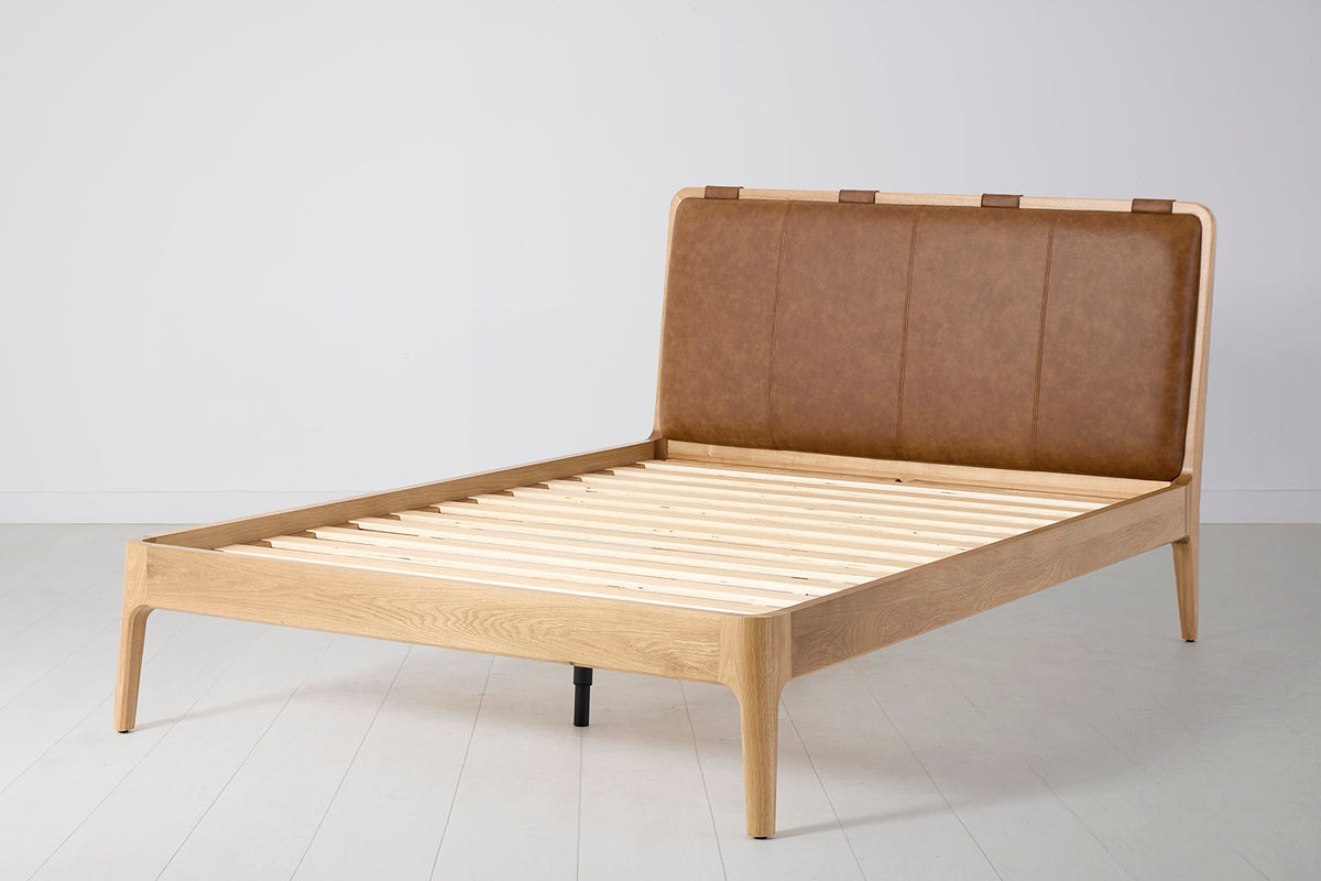 Bed 05 Double Bed, Oak / Maple