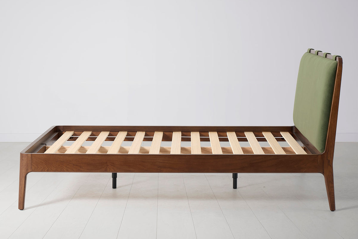 Bed 05 Double Bed, Walnut / Vine