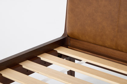 Bed 05 King Sized Bed, Walnut / Maple