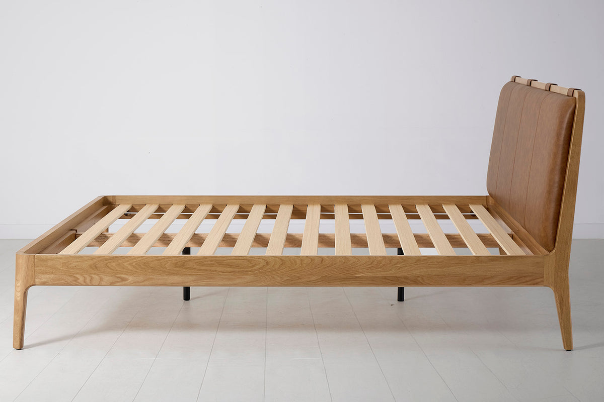 Bed 05 Super King Sized Bed, Oak / Maple