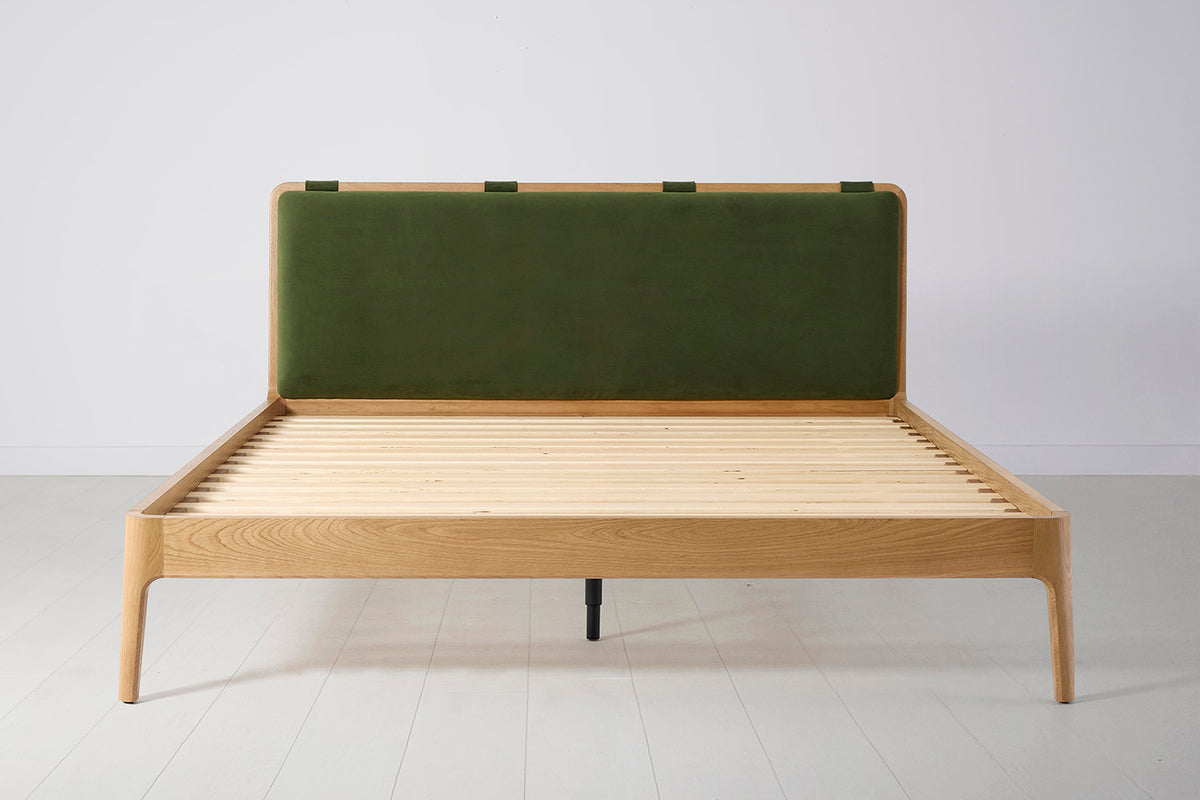 Bed 05 Super King Sized Bed, Oak / Vine