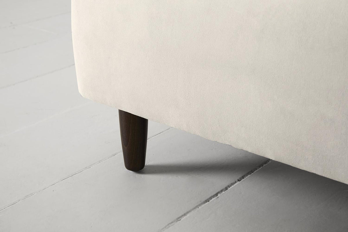 Model 05 Ottoman, Bone