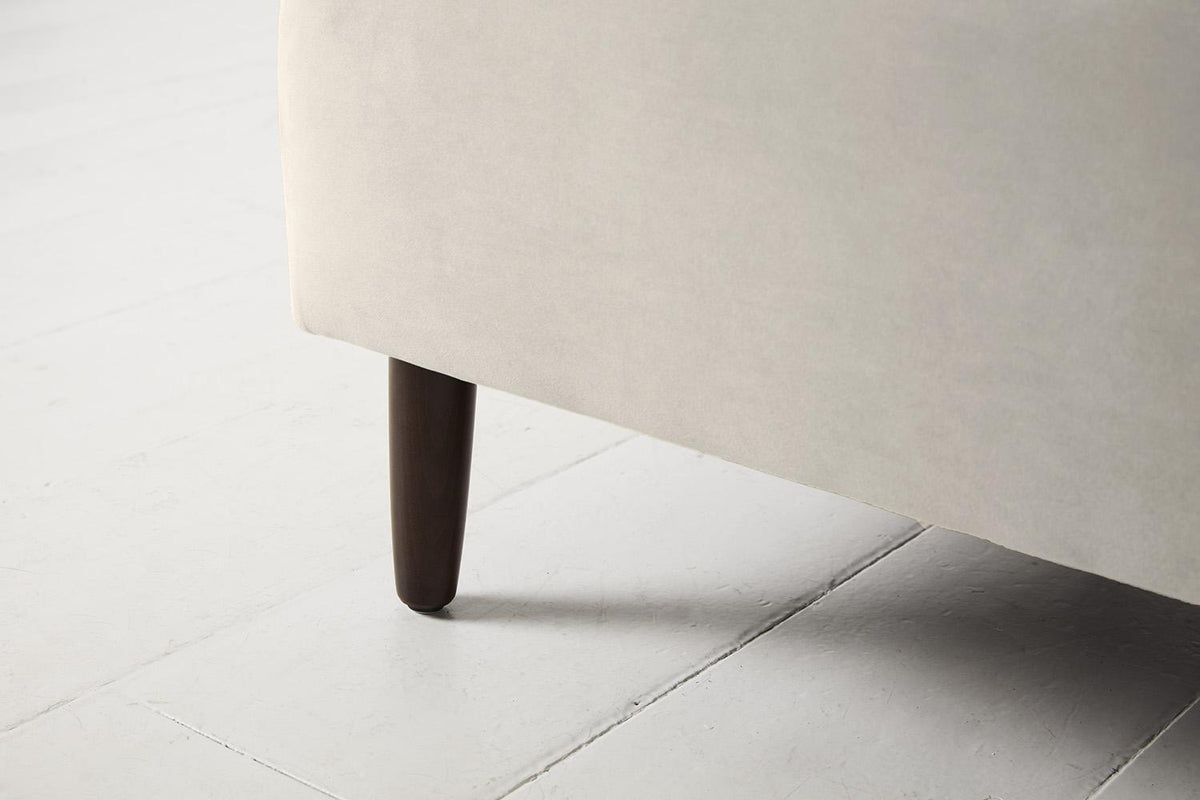 Model 05 Loveseat