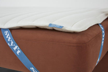 Model 04 Sofa Bed 3 Seater, Brick