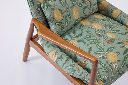 Chair 01, Fruit