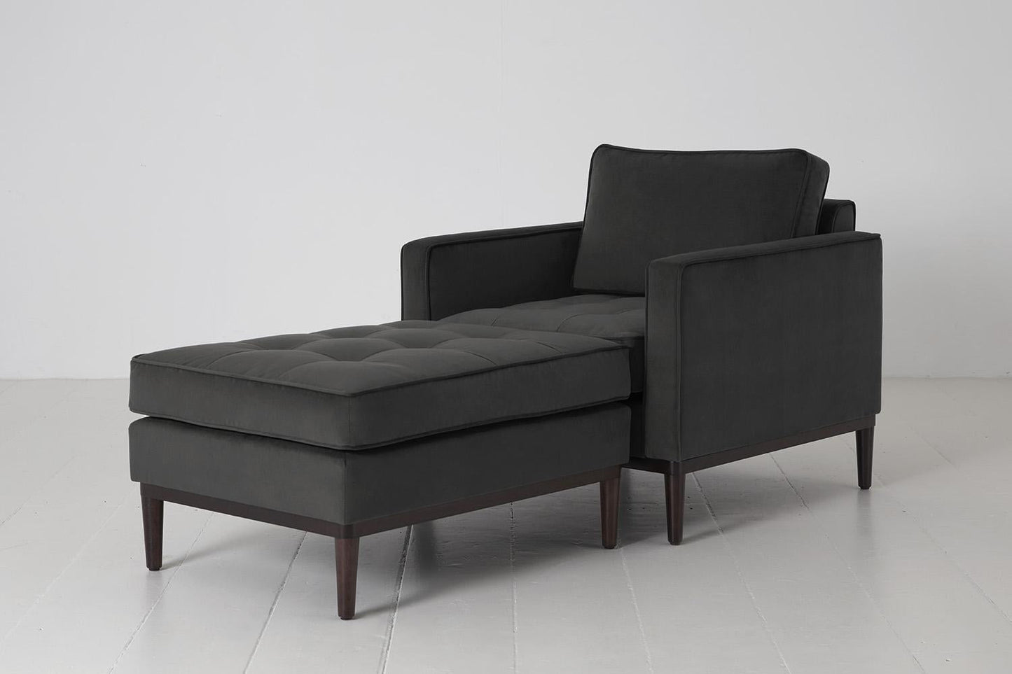 Model 02 Chaise Longue