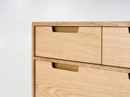 Chest Of Drawers 02, Oak