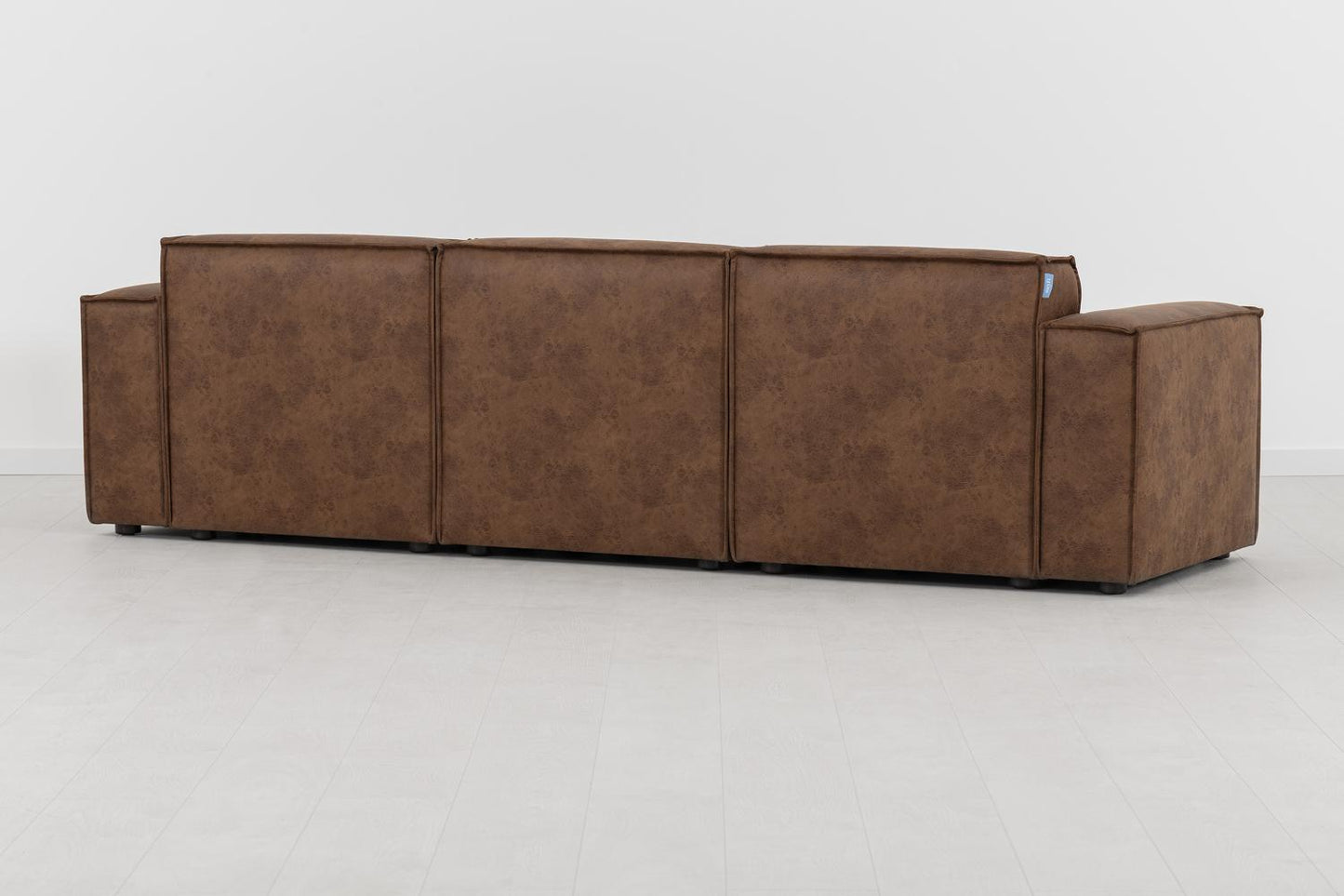 Model 03 3-Seater Sofa, Chestnut