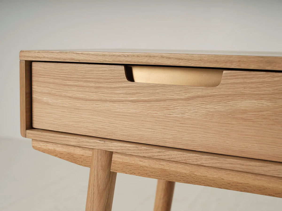 Console Table 01