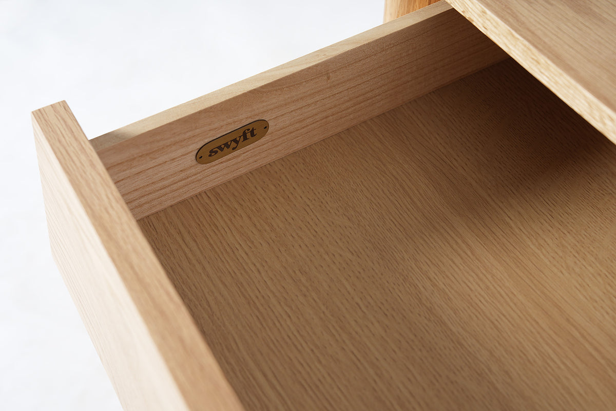 Console Table 02