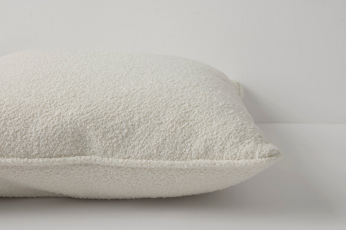 Cushion 01, Ivory