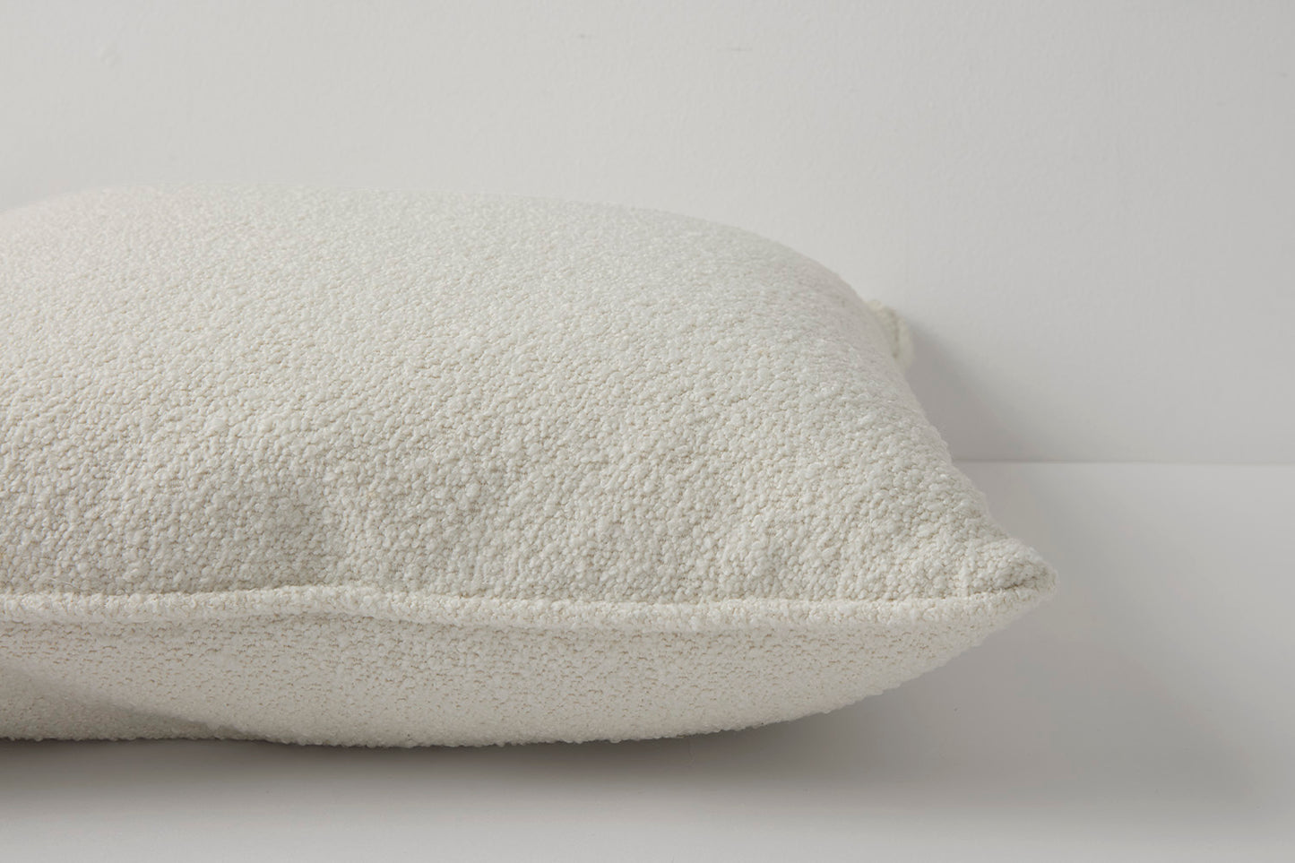 Cushion 01, Ivory