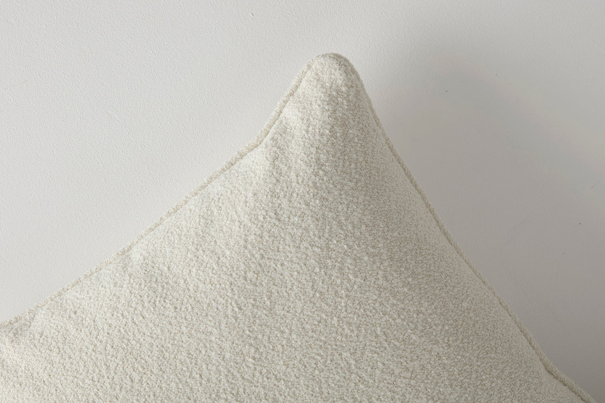 Cushion 01, Ivory