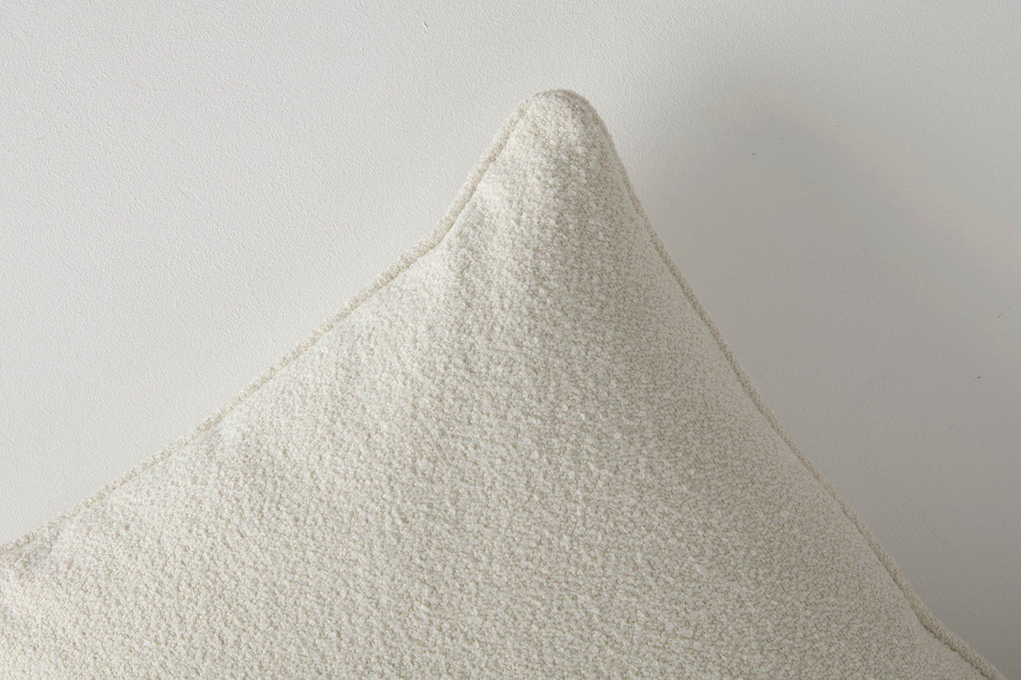 Cushion 01, Ivory