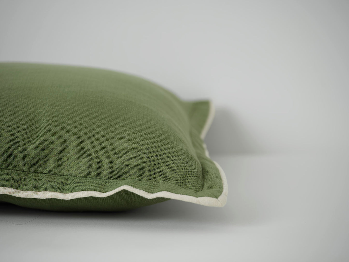 Cushion 03