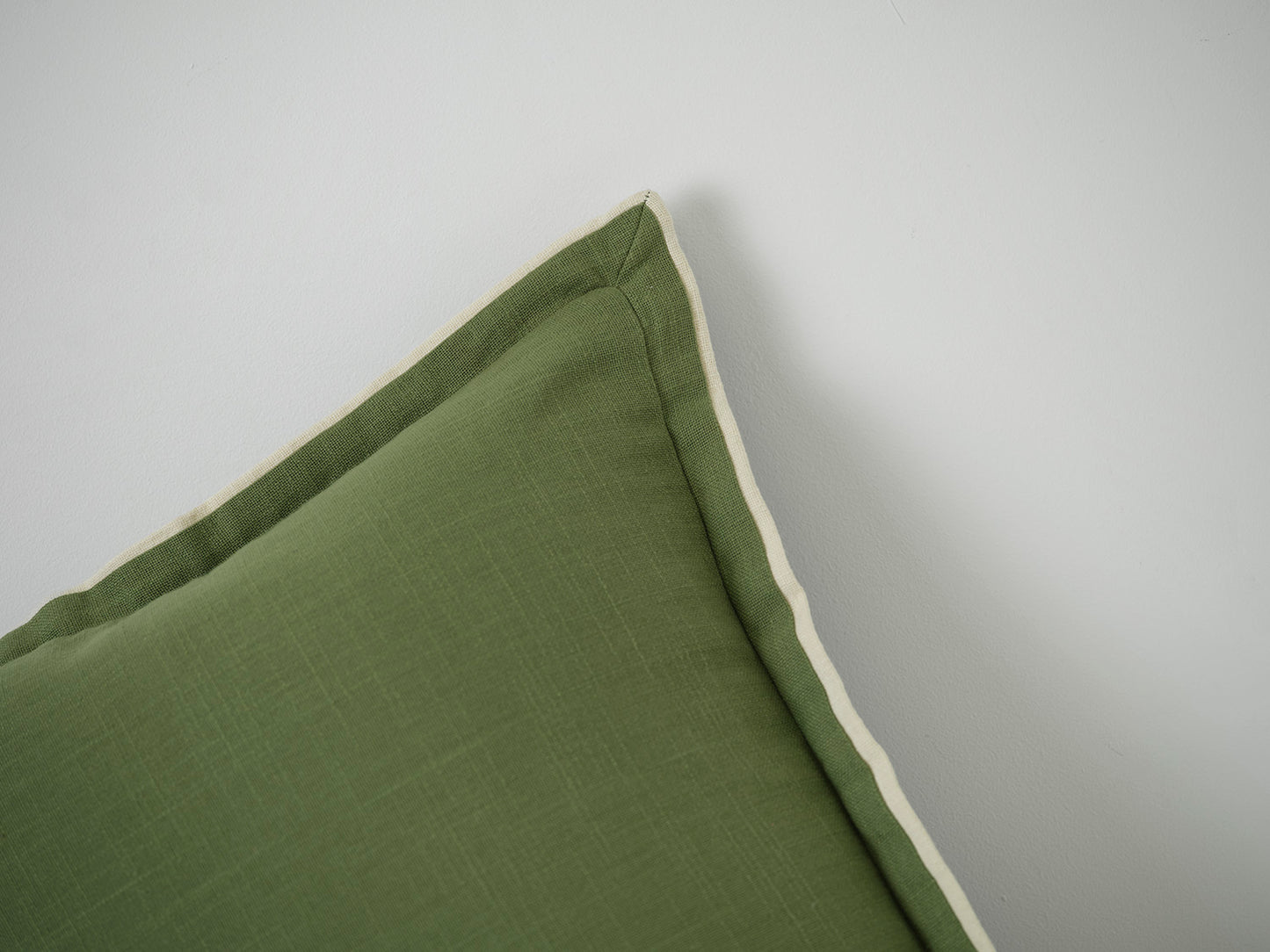 Cushion 03