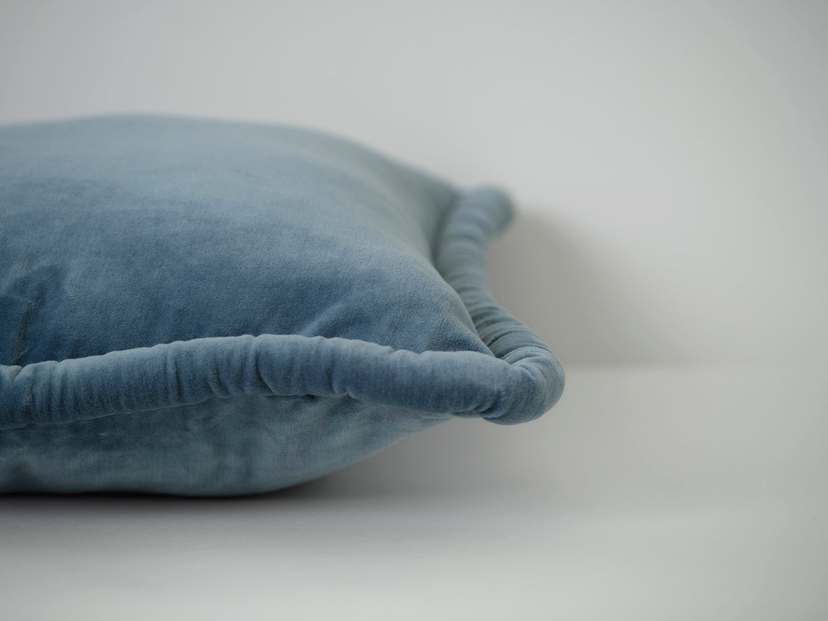 Cushion 04