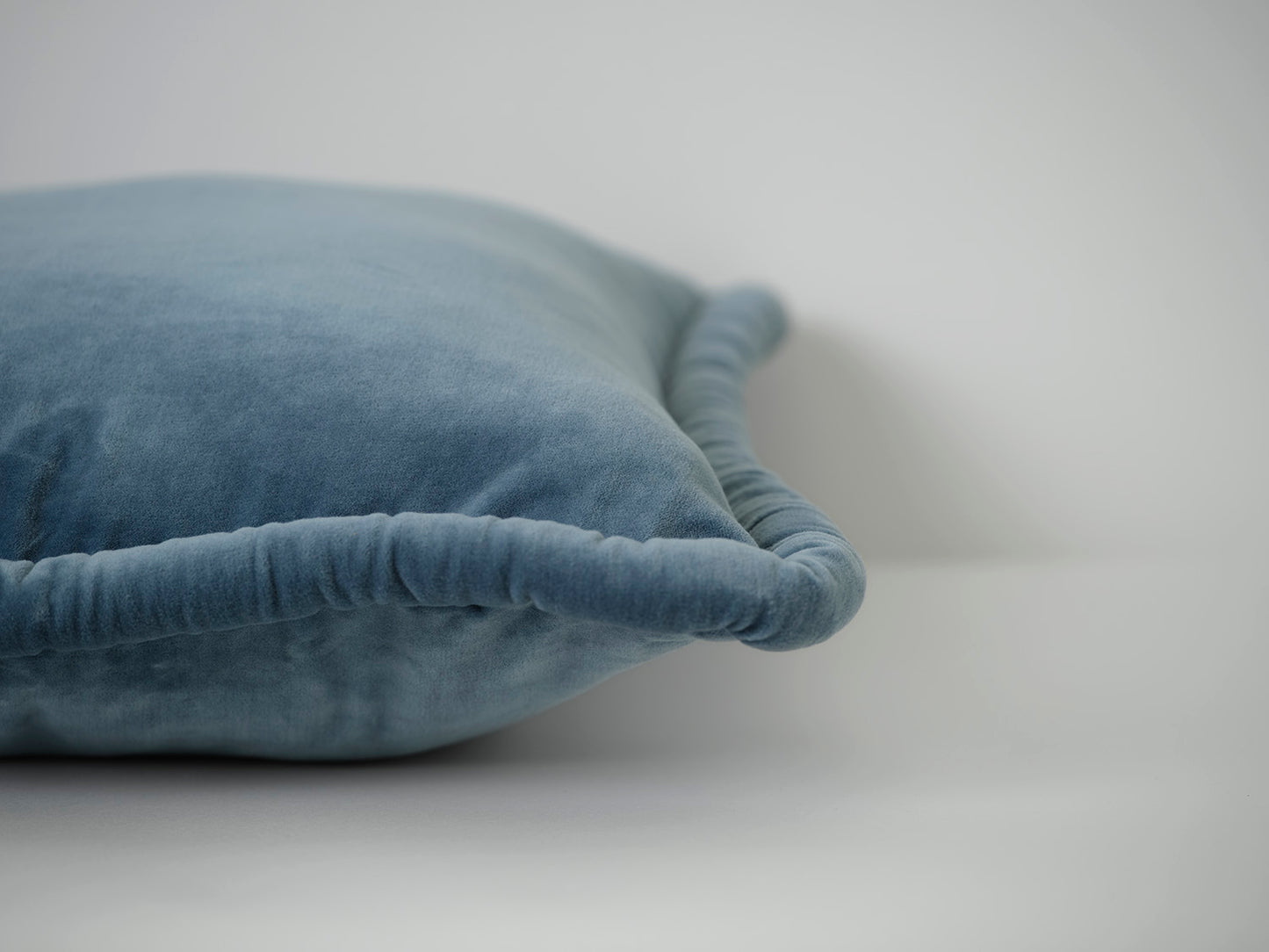 Cushion 04